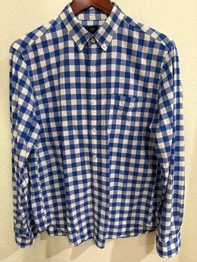 J.Crew Men Oxford Button Down Blue and White Gingham check pattern